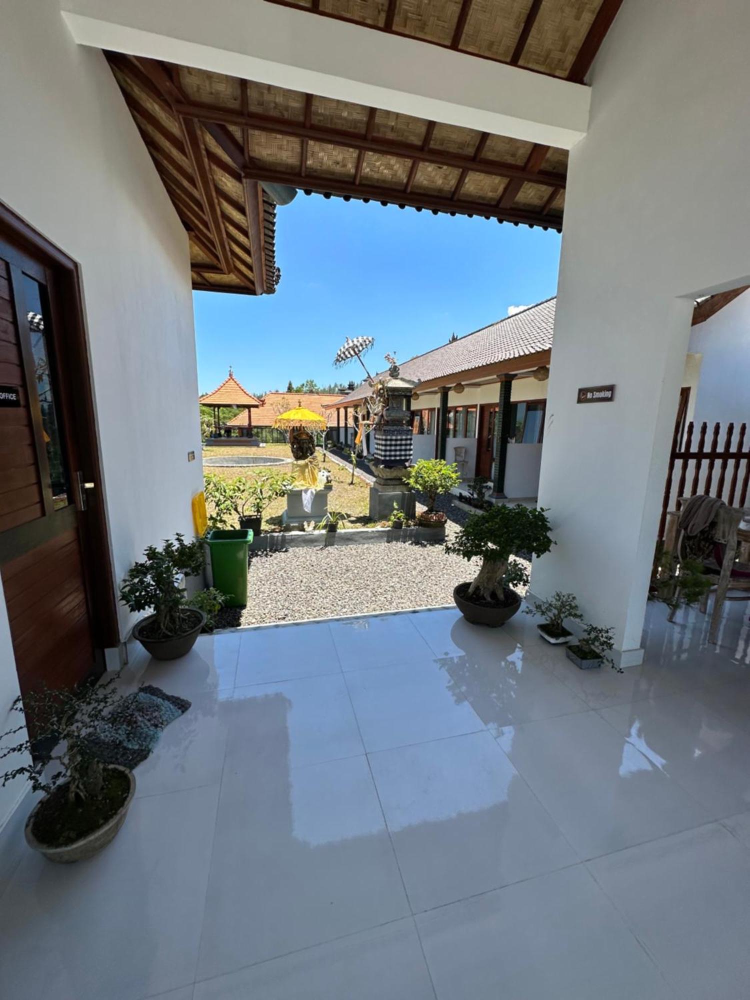 דירות Besakih Bali Basuki Retreat Center מראה חיצוני תמונה