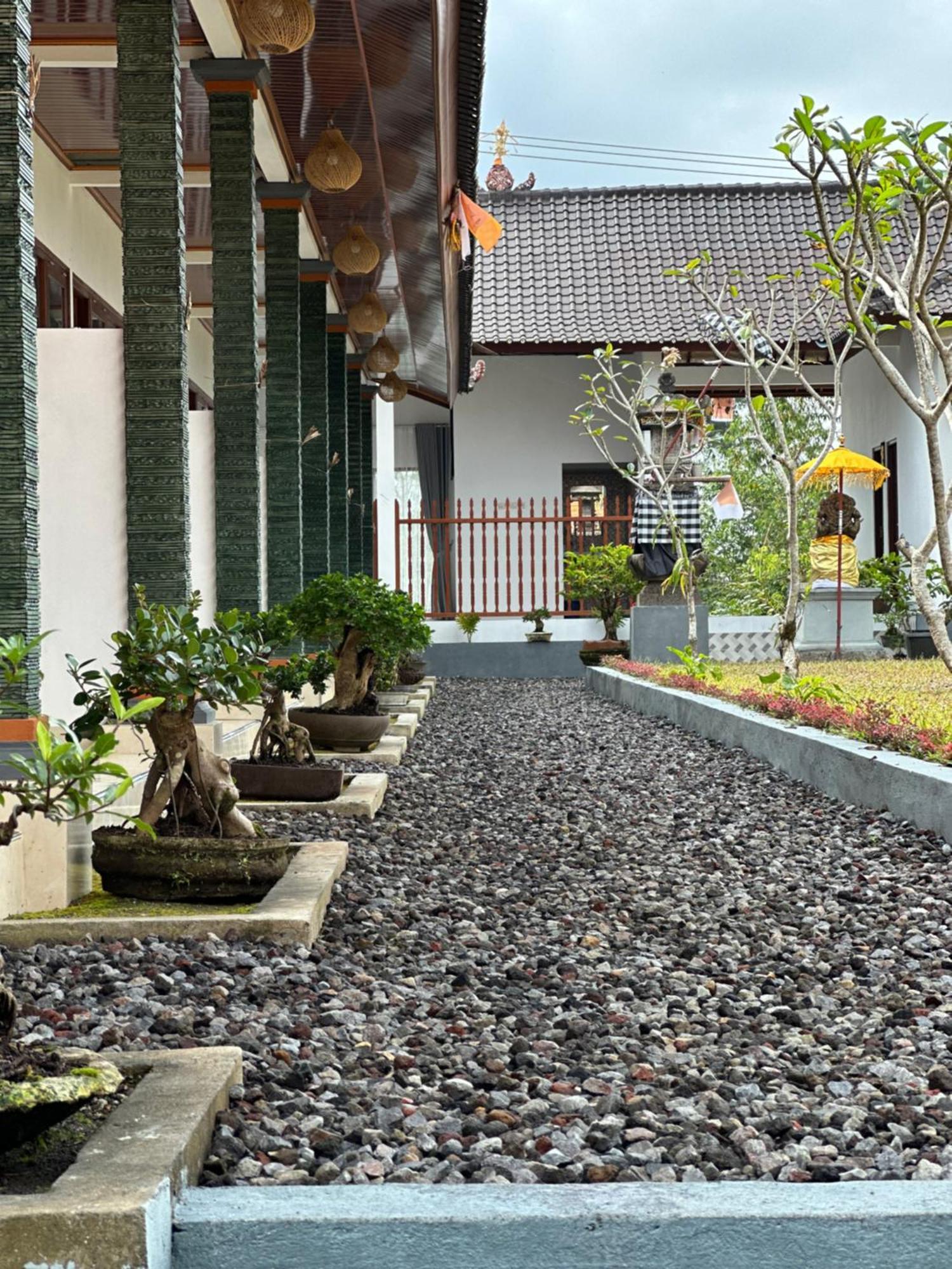דירות Besakih Bali Basuki Retreat Center מראה חיצוני תמונה